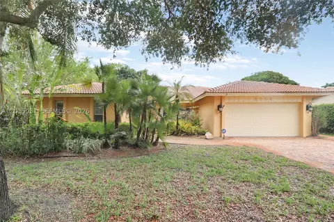 8504 NW 3rd St, Coral Springs, FL 33071
