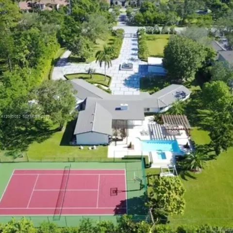 5250 SW 62nd Ave, Miami, FL 33155