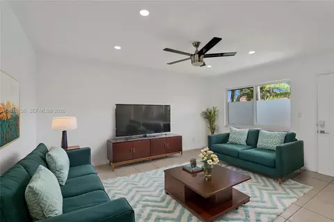 3050 NE 5th Ter #13, Wilton Manors, FL 33334