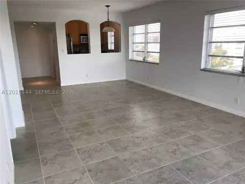 1701 Washington St #604, Hollywood, FL 33020