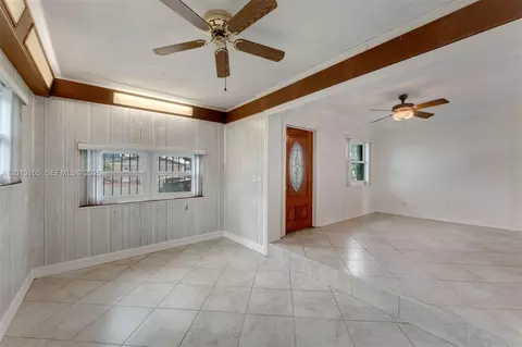 Living - 2674 W 8th Ct, Hialeah, FL 33010 photo 1 of 4