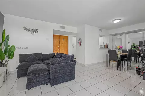 11790 SW 18th St #524-3, Miami, FL 33175