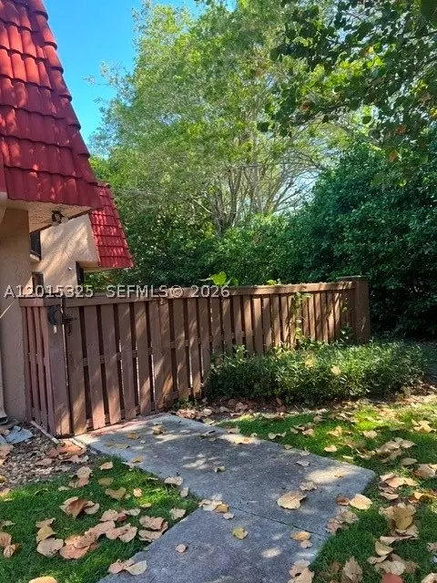 8129 Severn Dr #C, Boca Raton, FL 33433 photo 3