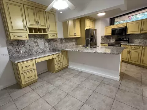 Kitchen - 8129 Severn Dr #C, Boca Raton, FL 33433 photo 1 of 2