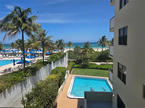 1623 Collins Ave #415, Miami Beach, FL 33139