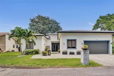 3909 SW 54th Ct, Fort Lauderdale, FL 33312