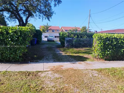 5832 Polk St, Hollywood, FL 33021