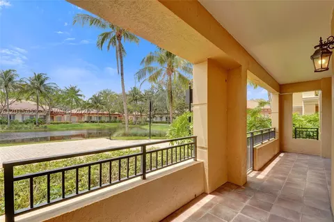16135 Emerald Estates Dr #166, Weston, FL 33331