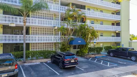 1425 Arthur St #103A, Hollywood, FL 33020