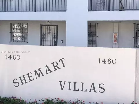 1460 N 43rd Pl #106, Hialeah, FL 33012