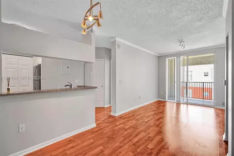 17150 N Bay Rd #2802, Sunny Isles Beach, FL 33160