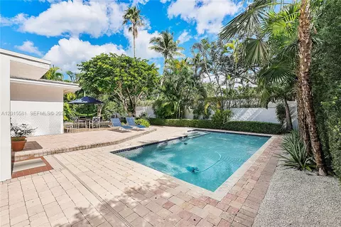 Other - 301 Hampton Ln, Key Biscayne, FL 33149 photo 1 of 9
