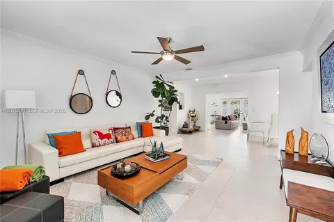 Other - 301 Hampton Ln, Key Biscayne, FL 33149 photo 2 of 9