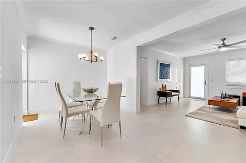 Dining - 301 Hampton Ln, Key Biscayne, FL 33149 photo 2 of 3