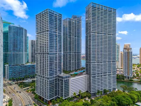465 Brickell Ave #1016, Miami, FL 33131