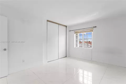 Bedroom - 4079 W 9th Ln #74, Hialeah, FL 33012 photo 3 of 9