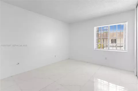 Bedroom - 4079 W 9th Ln #74, Hialeah, FL 33012 photo 9 of 9