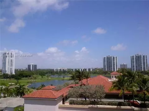19900 E Country Club Dr #804, Aventura, FL 33180