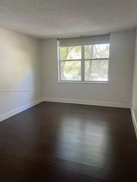 1800 Sans Souci #332, North Miami, FL 33181