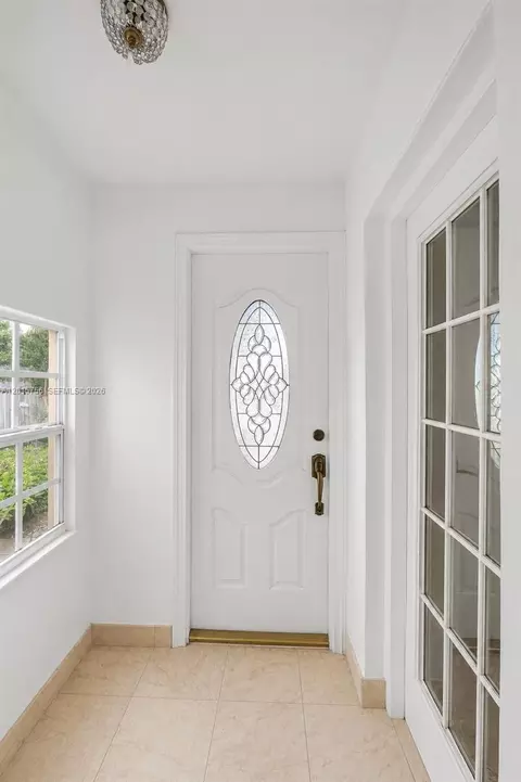 Entry Way - 5340 E 4th Ave, Hialeah, FL 33013 photo 1 of 1