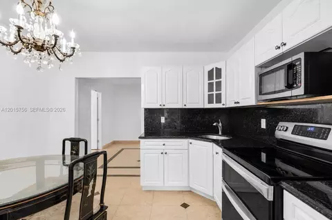 Kitchen - 5340 E 4th Ave, Hialeah, FL 33013 photo 2 of 2
