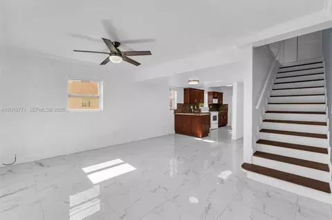 10903 N Kendall Dr #222, Miami, FL 33176