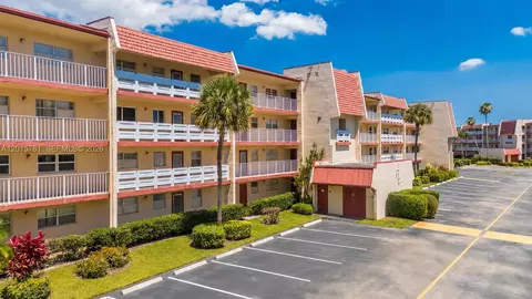 1020 Country Club Dr #405, Margate, FL 33063