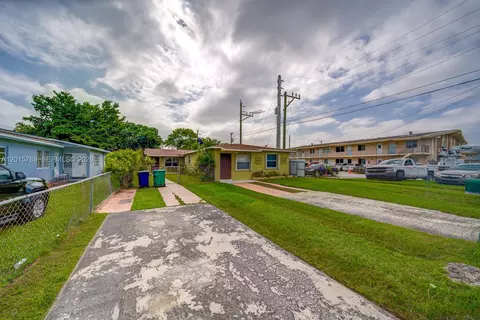 7358 SW 7360 Sw 23rd St, Miami, FL 33155
