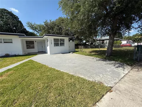 1760 NW 84th St, Miami, FL 33147