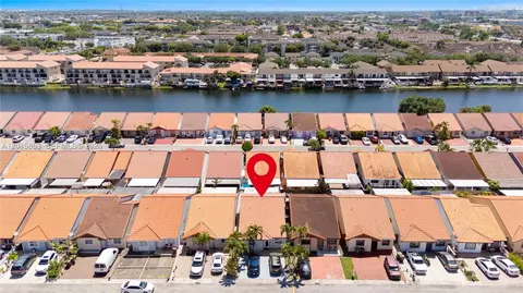 View/Area - 5471 W 27th Ct, Hialeah, FL 33016 photo 5 of 5