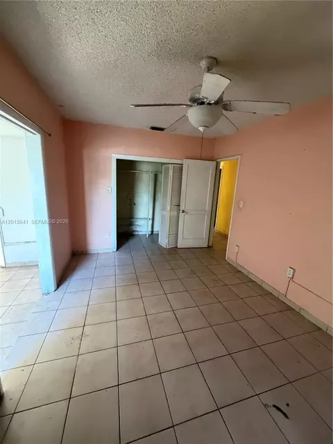 841 NE 4th Pl, Hialeah, FL 33010 photo 5