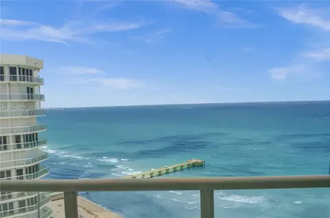 16425 Collins Ave #2715, Sunny Isles Beach, FL 33160