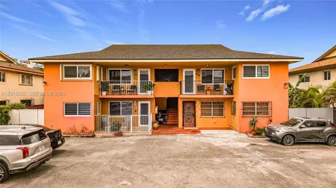 1652 W 42nd Pl #2, Hialeah, FL 33012