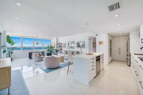 20 Island Ave #1401, Miami Beach, FL 33139