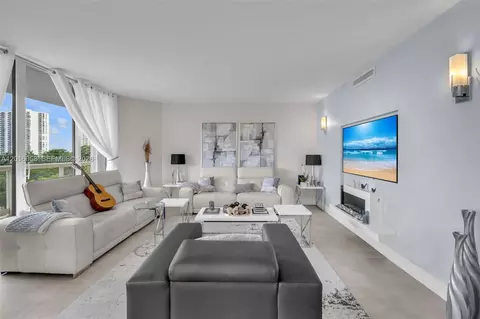 20191 E Country Club Dr #601, Aventura, FL 33180