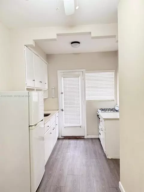 1007 Meridian Ave #9, Miami Beach, FL 33139