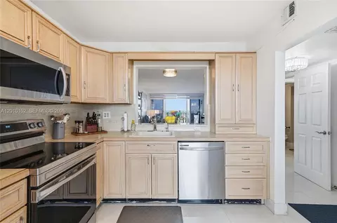 Kitchen - Undisclosed, Pompano Beach, FL 33062 photo 3 of 3