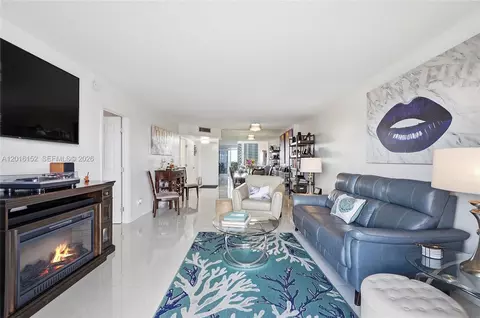 Living - Undisclosed, Pompano Beach, FL 33062 photo 2 of 3