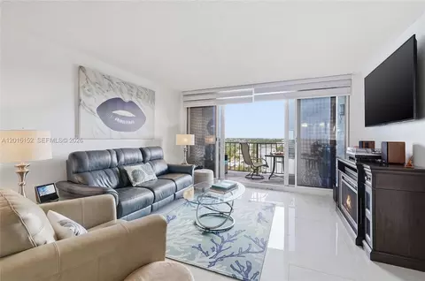 Living - Undisclosed, Pompano Beach, FL 33062 photo 1 of 3