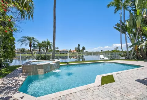 16735 NW 11th St, Pembroke Pines, FL 33028