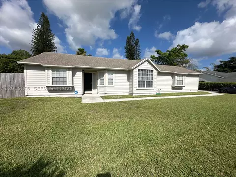 15212 SW 148th Ct, Miami, FL 33187