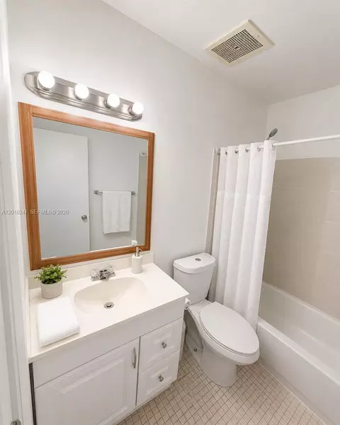 18051 NW 68th Ave #K201, Hialeah, FL 33015