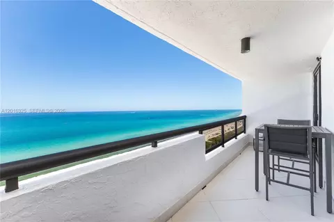 2555 Collins Ave #2205, Miami Beach, FL 33140