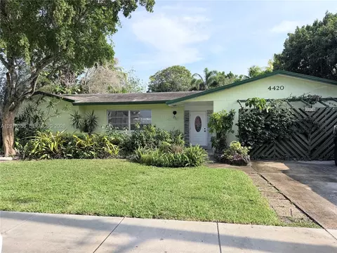 4420 NW 16th St, Lauderhill, FL 33313