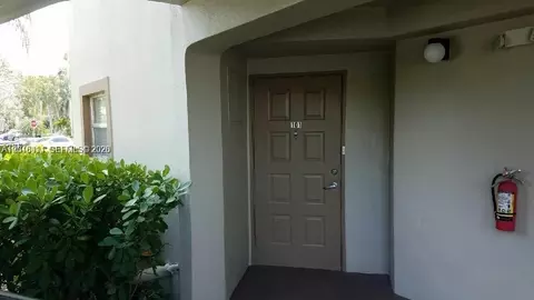 550 SW 137th Ave #101L, Pembroke Pines, FL 33027