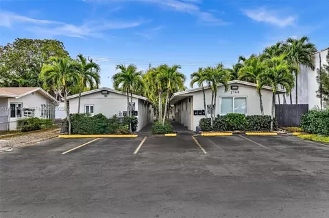 2140 NW 29th St, Oakland Park, FL 33311