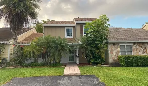14551 SW 142nd Ct Cir, Miami, FL 33186