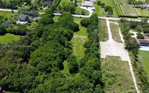 Na Luray Rd, Southwest Ranches, FL 33330