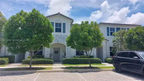 1469 SE 26th Ter, Homestead, FL 33035
