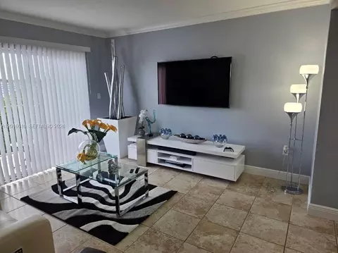 Living - 2680 W 76th St #211, Hialeah, FL 33016 photo 1 of 1